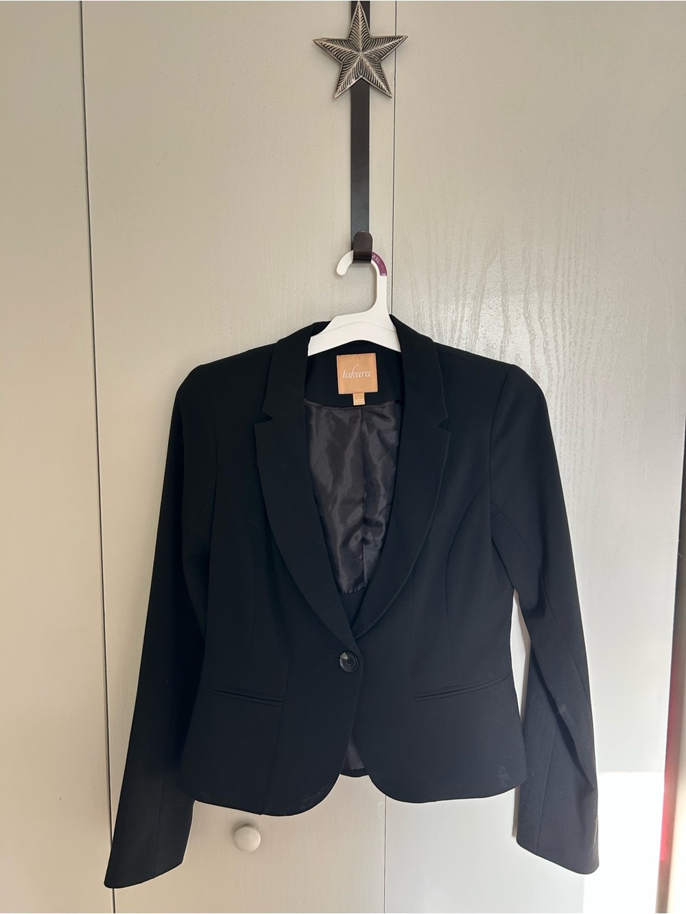 Takara Black Single-Button Tailored Blazer